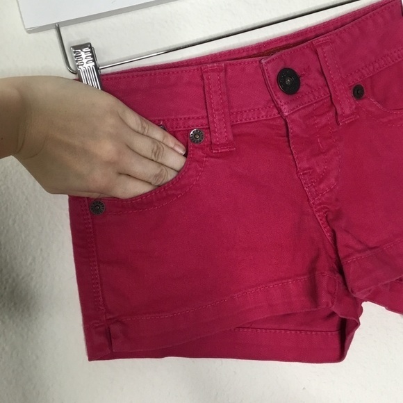 Guess Jeans Pink Stretch Shorts - Picture 3 of 7